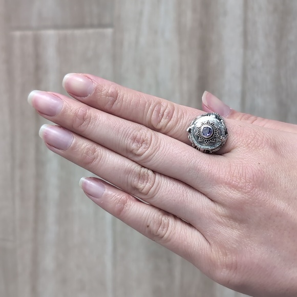 Vintage sterling silver and amethyst "poison" ring